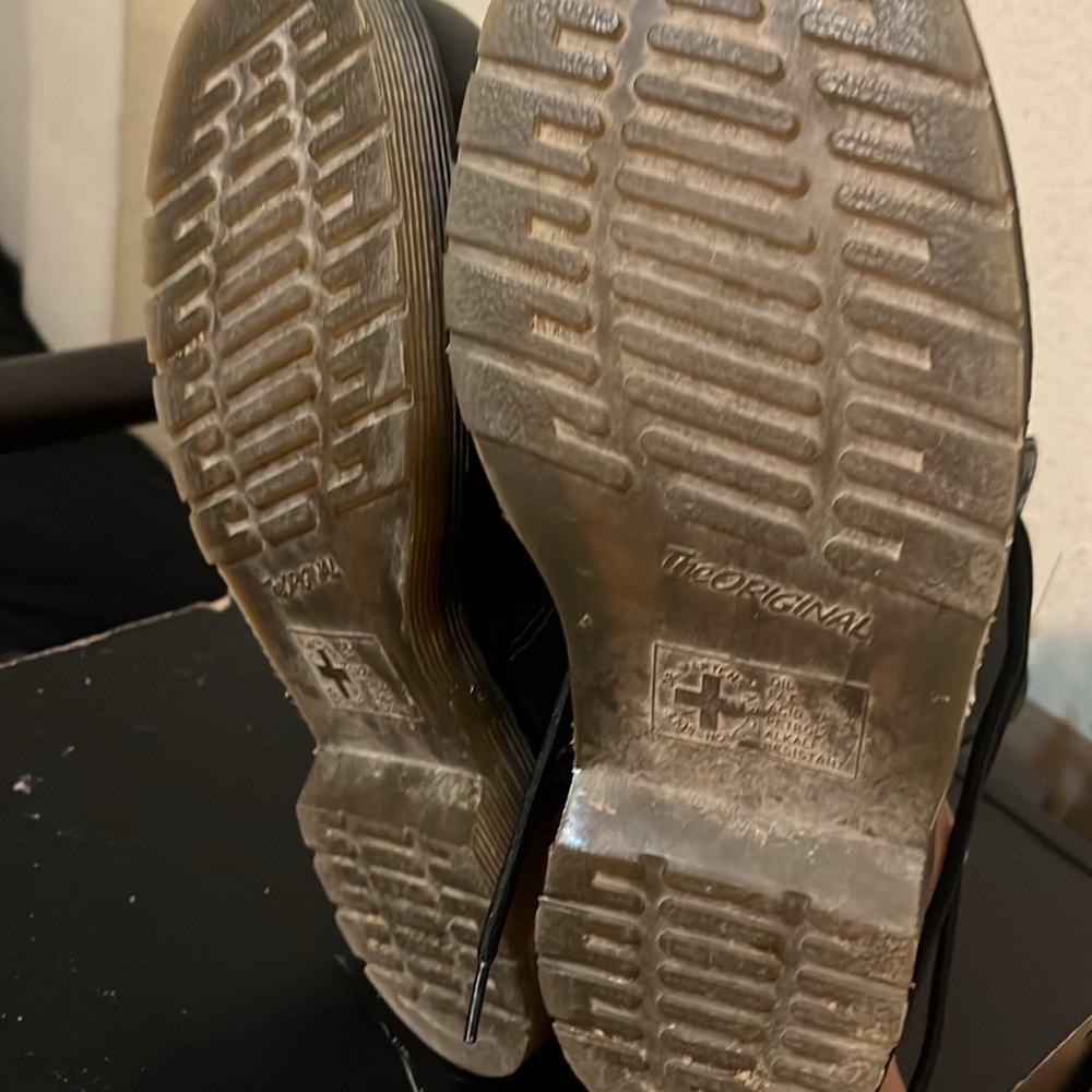 Boots - Picture 4 of 7